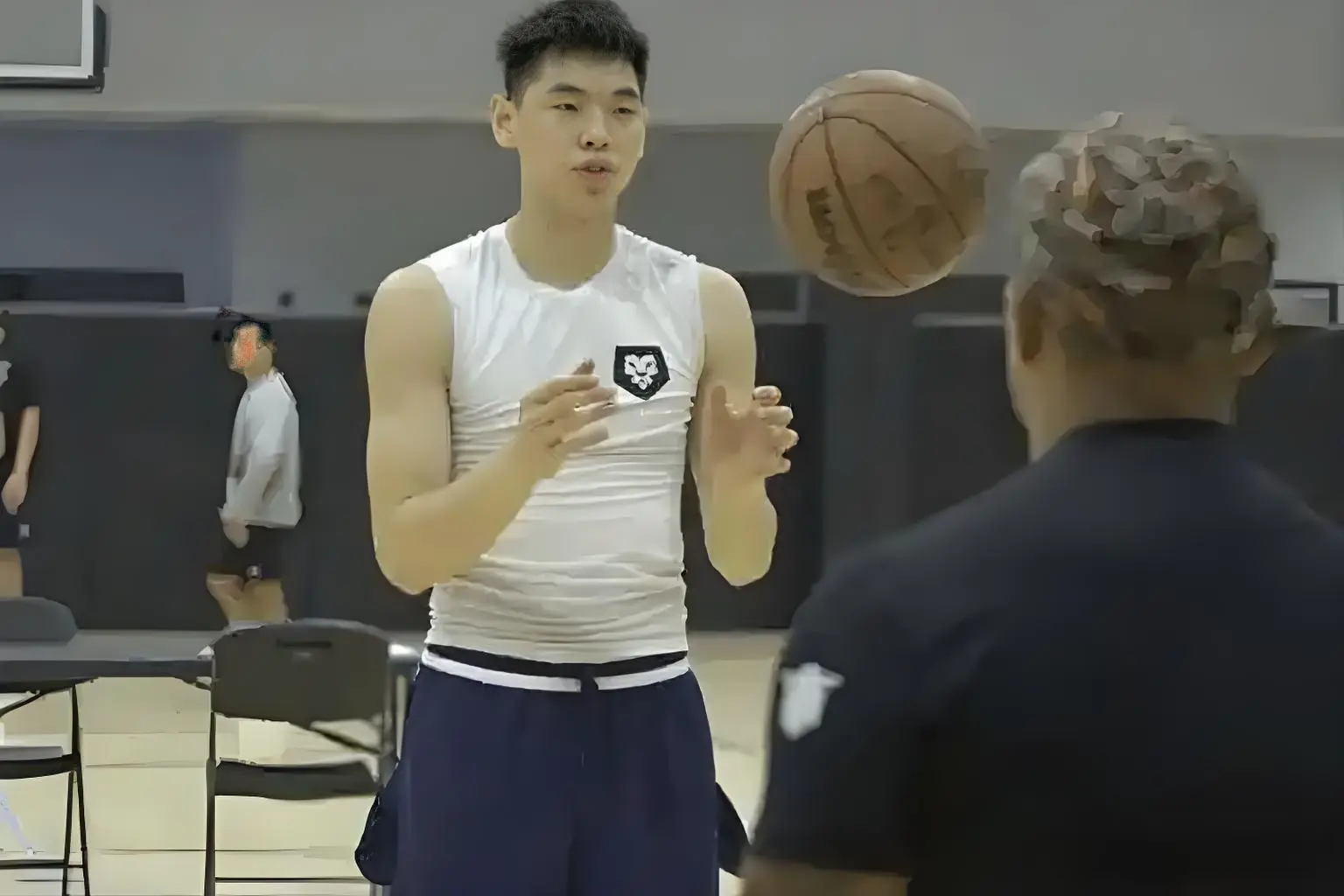 关举行与澳 关举行与澳