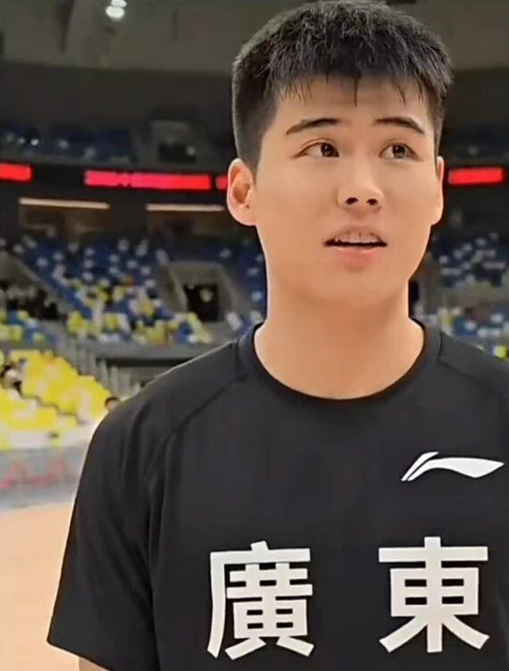 队第二高的 队第二高的